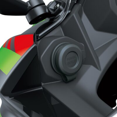 12V DC Power Socket (Ninja 650)